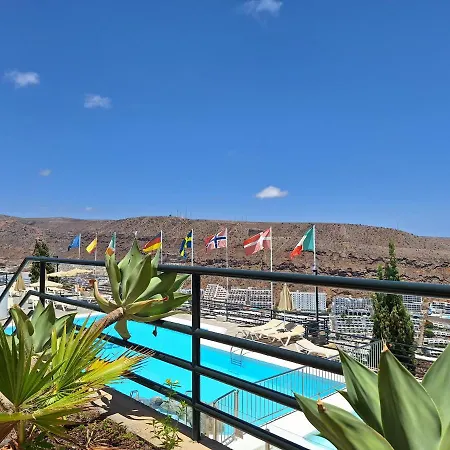 Horizon Views - Excellent Location With Ocean View *