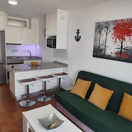 Horizon Views - Excellent Location With Ocean View Διαμέρισμα *