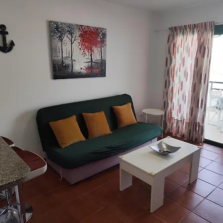 Horizon Views - Excellent Location With Ocean View Διαμέρισμα