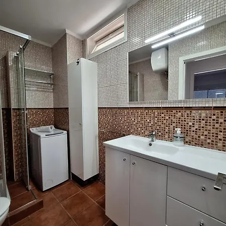 Apartment Horizon Views - Excellent Location With Ocean View